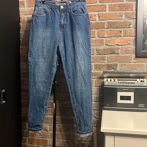 NEW Seven7 high rise skinny tapered vintage jeans